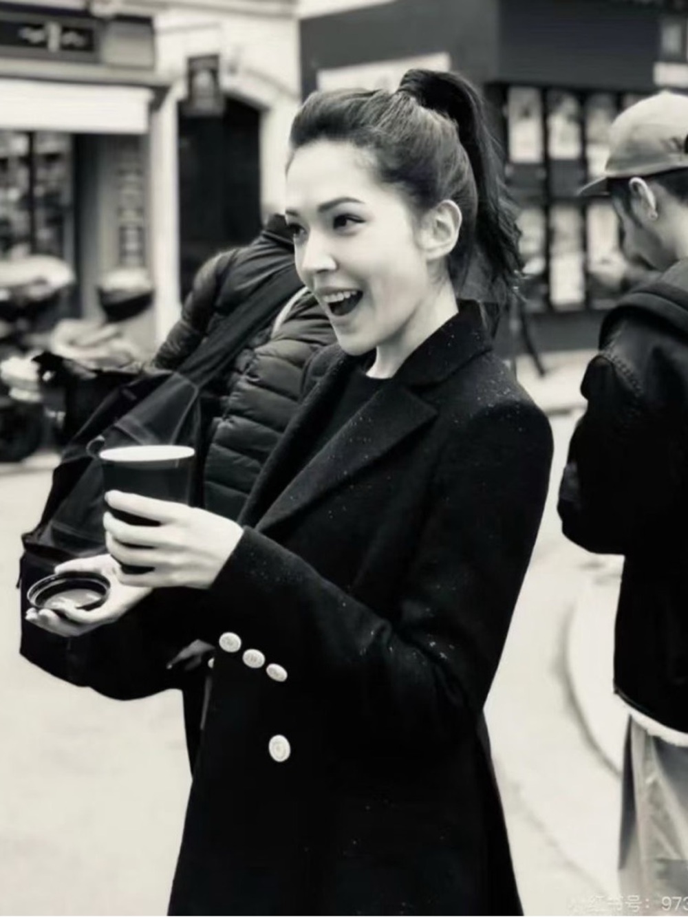 Authentic CHANEL Black Double-Breasted Tweed Blazer with Silver Buttons - Picture 8 of 9